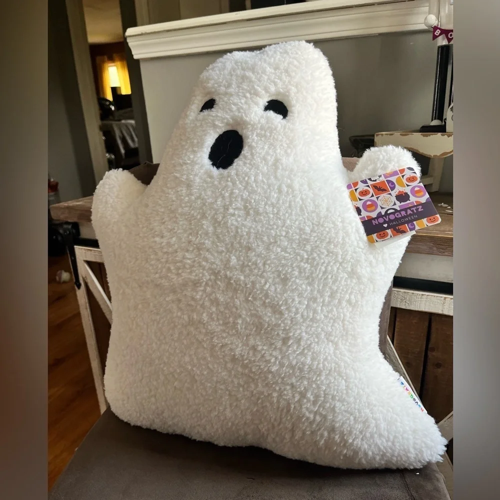 Novogratz Sherpa Halloween Ghost Pillow 21” Plush NWT Soft Throw Decor
